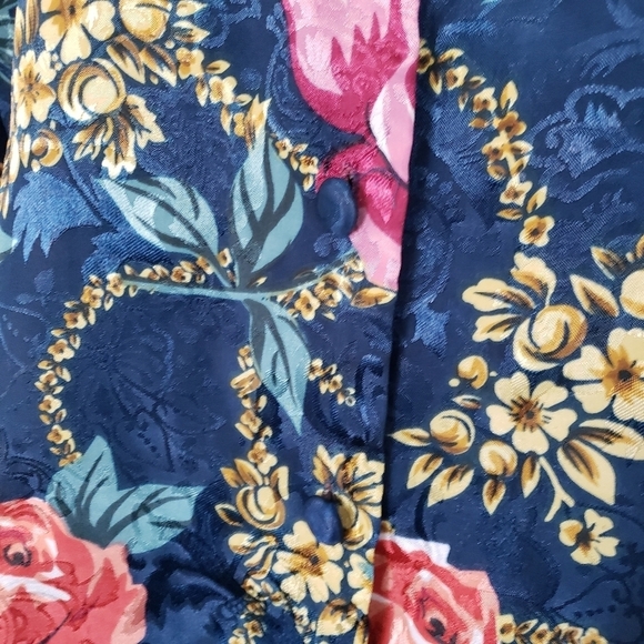 Victoria's Secret Vintage Gold Label Silky Navy Blue Pajama Top Shirt Floral Med - Picture 2 of 8